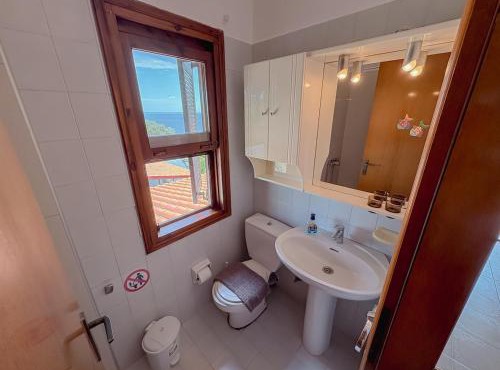 Sea Breeze House 50m from Beach - 2Floors- 6guests in Gerakini