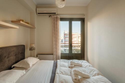 3BD Apartment in the Center - Self check in in Patra