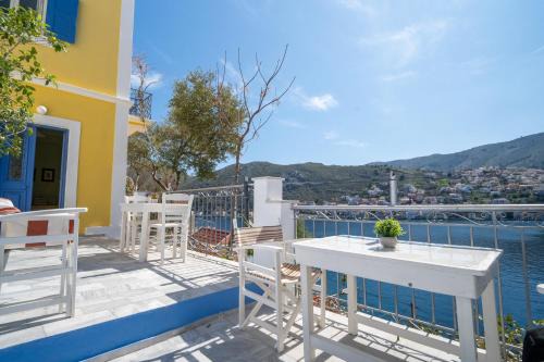 Artiki's Studios - Sea & Harbour View Apartments in Symi in Symi