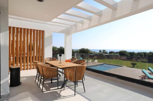 Inception Luxury Villas in Nea Skioni
