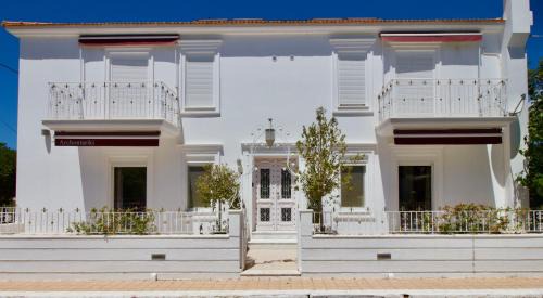 Archontariki Suites & Apartments in Lakithra