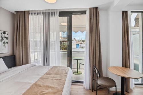 Hotel Olive by Limehome in Piraeus