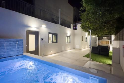 Villa Redi Relaxing Spa in Piraeus