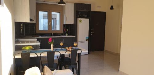 AYRA ROOMS ALIVERI in Aliveri