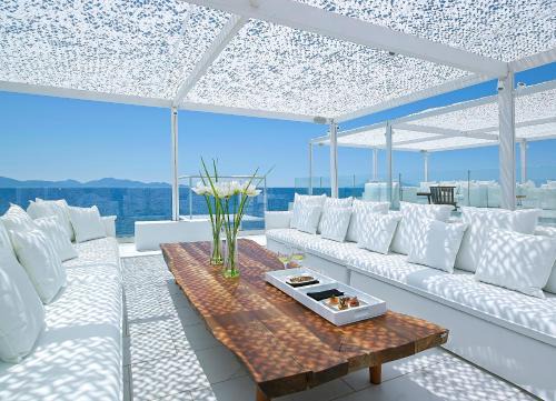 Dimitra Beach Hotel & Suites in Agios Fokas