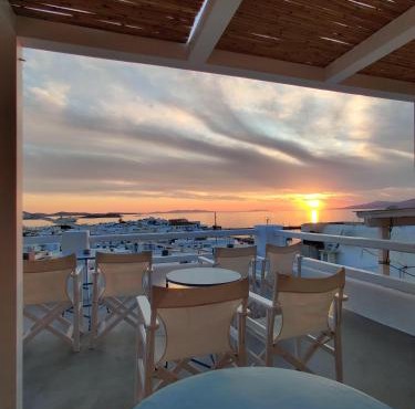 Lefteris in Mikonos