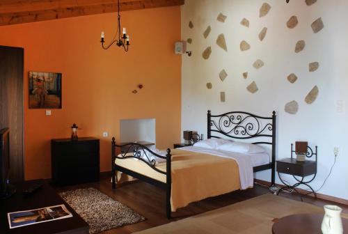 Ikaria Utopia - Cusco Studios in Evdilos