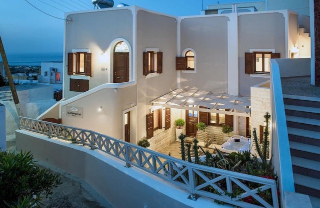 Suite Home Santorini in Santorini